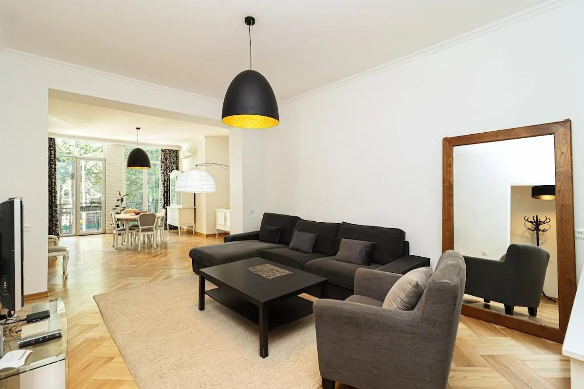 Stylish 3Br Apt Near Mziuri Park - By Wehost Tbilisi Georgia