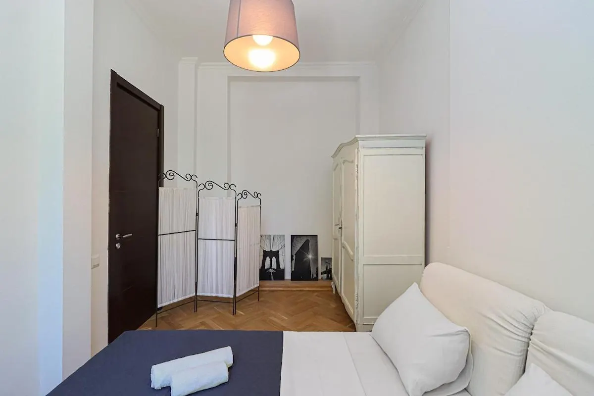 Stylish 3Br Apt Near Mziuri Park - By Wehost Tbilisi Apartment